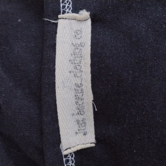 VTG Just Because Clothing Black Eiffel Tower T-shirt - Picture 7 of 7